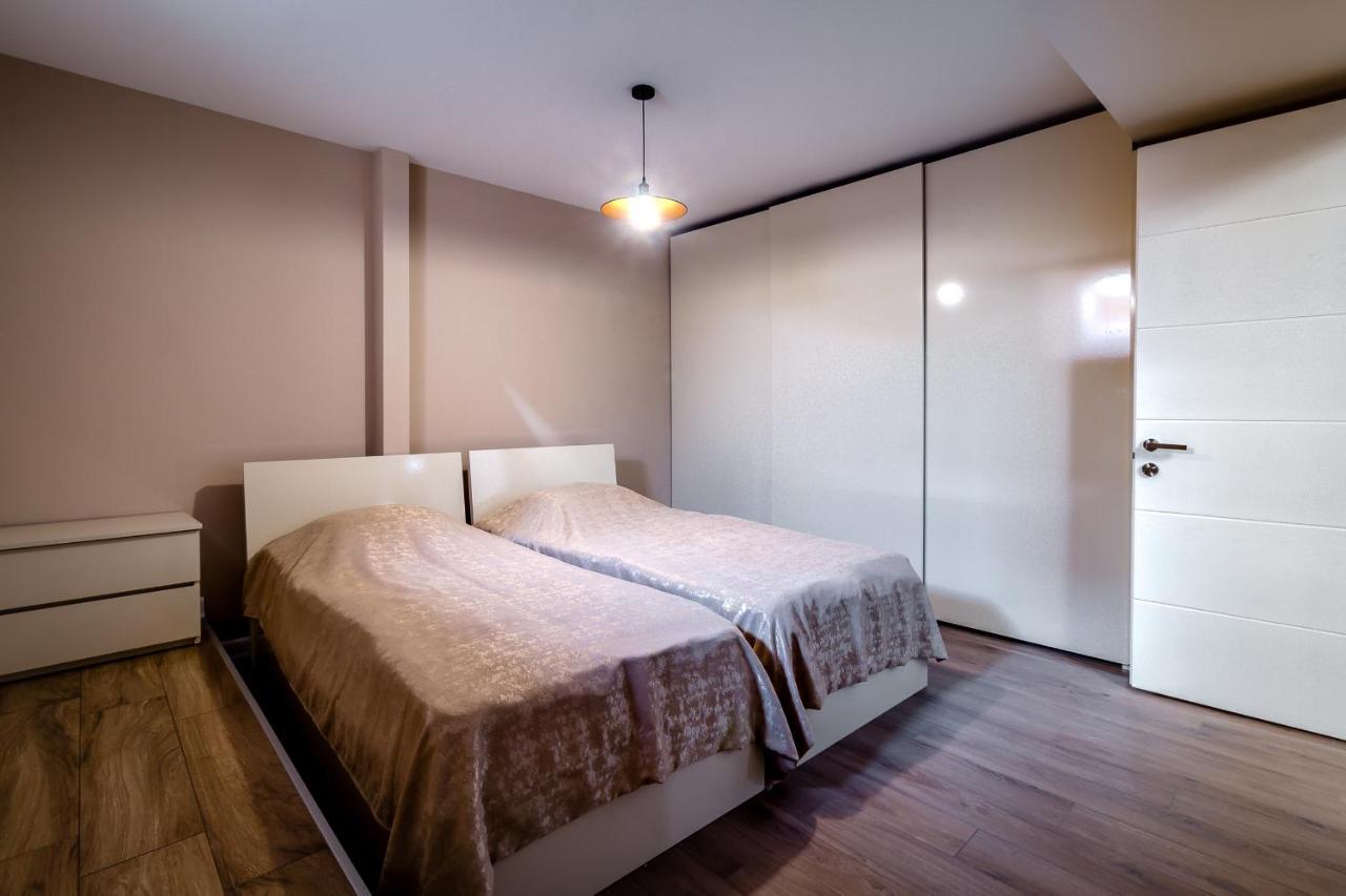 Modern Apartment In Old Тбілісі Екстер'єр фото