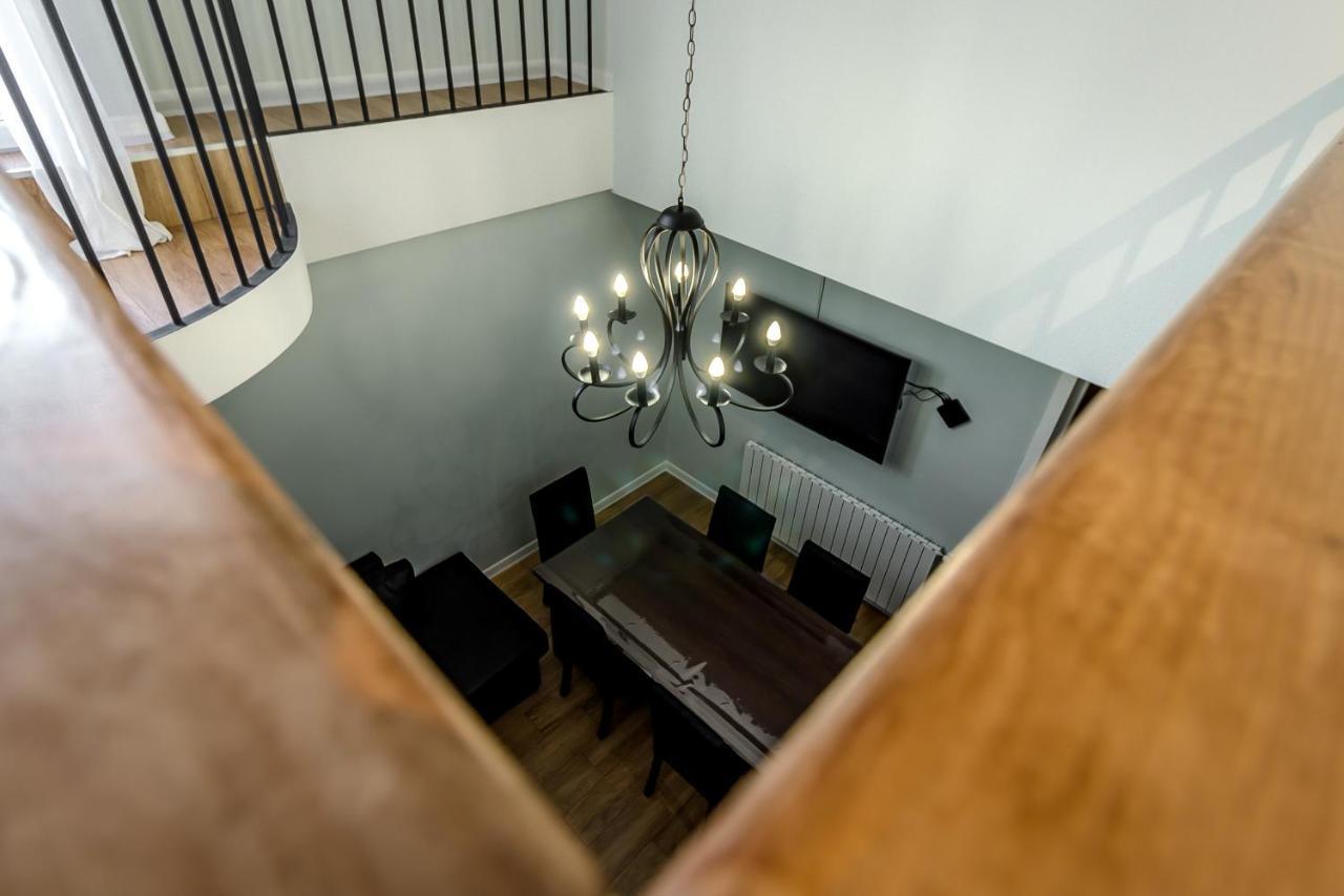 Modern Apartment In Old Тбілісі Екстер'єр фото