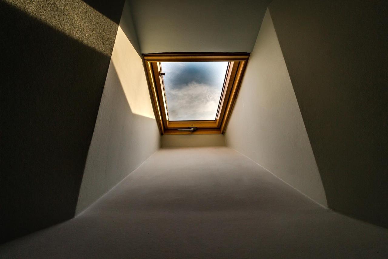 Modern Apartment In Old Тбілісі Екстер'єр фото